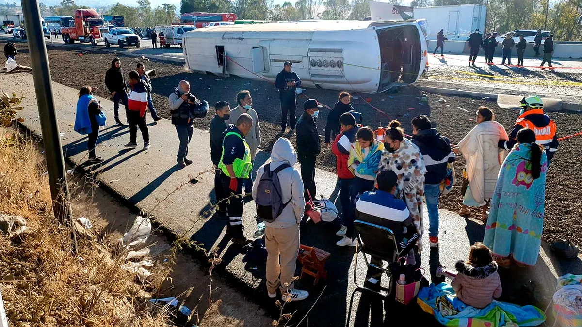 Autobus Peregrinos Ajalpan Volcadura