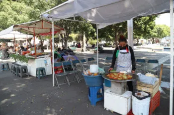 Por inicio de Cuaresma, Ayuntamiento de Puebla autoriza venta de antojitos y artículos de temporada