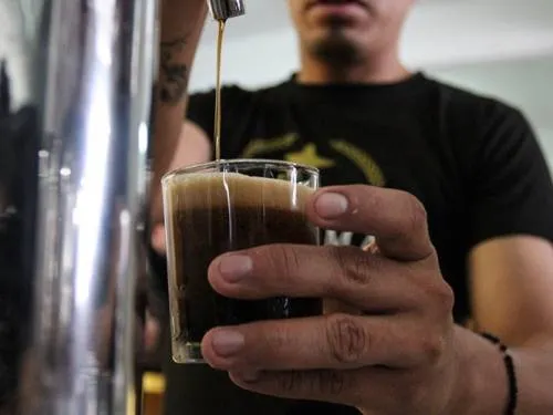 Por no tomar alcohol podrías estar en riesgo de sufrir demencia