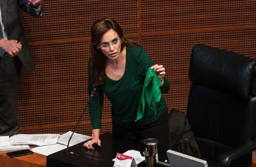 “El trapo verde es la muerte”; el tuit polémico de Lilly Téllez