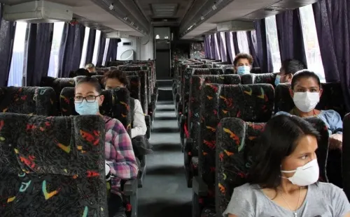 Proponen hacer obligatorio el transporte de personal para grandes empresas