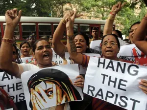 Fotógrafa de 23 años fue violada por cinco hombres en Bombay