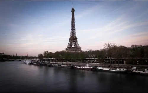 La Torre Eiffel cerrará el domingo por la final del Mundial