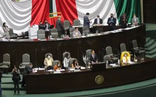 Diputados avalan consulta de AMLO para enjuiciar a expresidentes