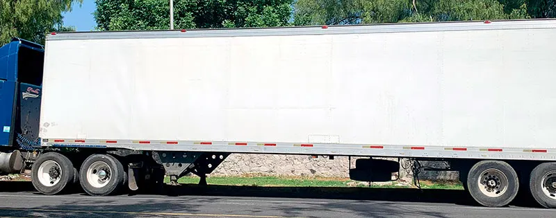 tractocamion-kenworth-azul