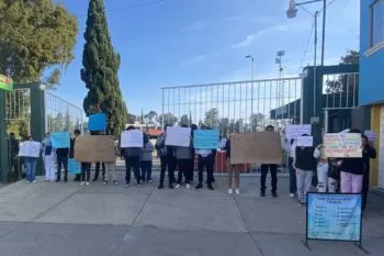 Con bloqueo, estudiantes de la UTP denuncian falta de servicios y seguridad