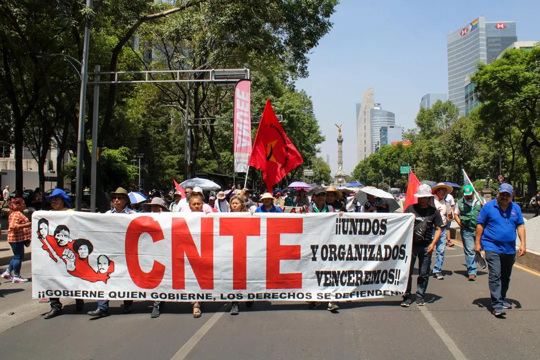 Ante anuncio de protestas de la CNTE previo al Mundial 2026, Sheinbaum asegura que ya hay mesas de trabajo