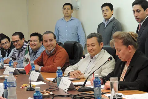 Se pronuncia Zenorina González por apertura en sesiones de comisión especial