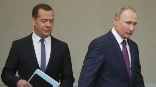 Dimite el gobierno del primer ministro ruso Dmitri Medvédev