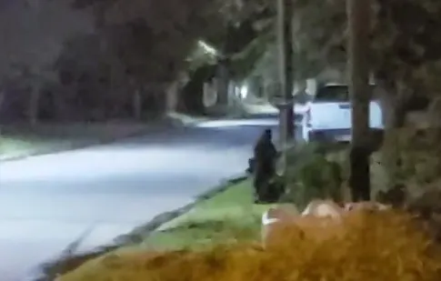 Captan en video a un supuesto duende en Argentina