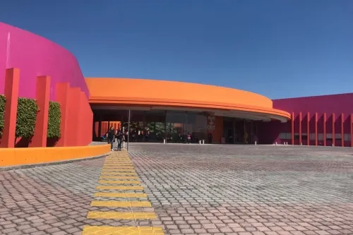 Barbosa toma la palabra a Teletón para utilizar la infraestructura del CRIT en Puebla