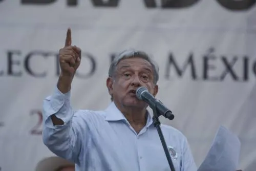 López Obrador se reunirá el miércoles con padres de estudiantes de Ayotzinapa