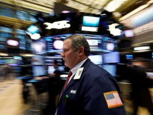 Wall Street toca máximos históricos tras anuncio de Trump