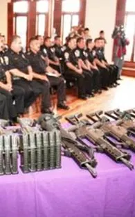Municipios de Chihuahua reciben armas para enfrentar delincuentes
