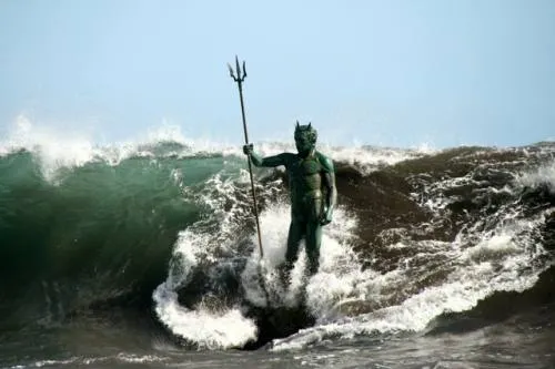 Conoce la impresionante estatua de Neptuno de Melenara