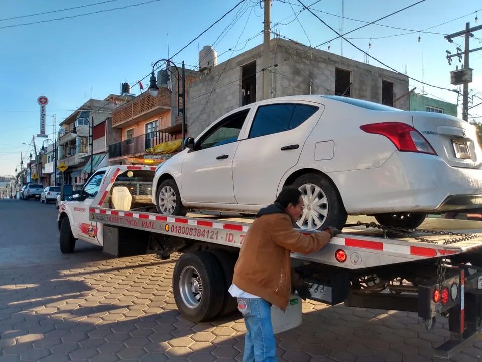 Armenta anuncia cinco corralones públicos para regular arrastre vehicular en Puebla