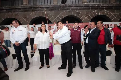 Barbosa presenta “Propuesta Programática de la Coalición Juntos Haremos Historia Puebla”