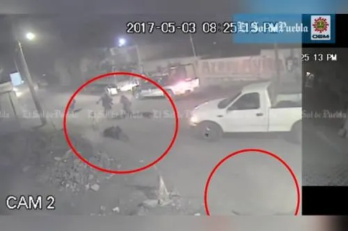 VIDEO: Graban ejecución de militares vs un huachicolero en Palmarito, Quecholac