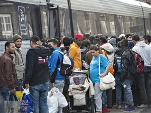 Estudia México recibir a refugiados sirios