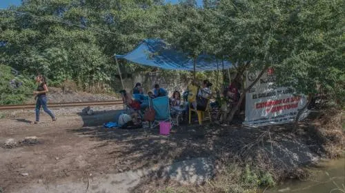 CNTE mantiene bloqueos ferroviarios en Uruapan y Pátzcuaro