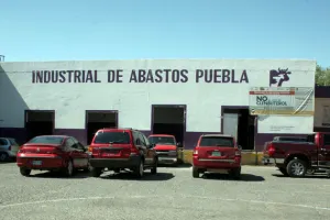 Confirman cierre de área del Rastro Municipal por clembuterol en reses