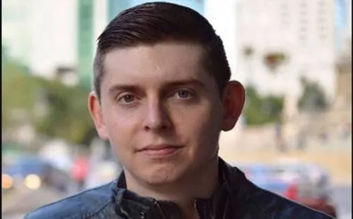 Detienen en Venezuela a periodista estadounidense; piden liberación inmediata