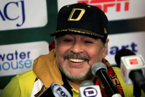 Maradona piensa dejar Dorados de Sinaloa al final del torneo