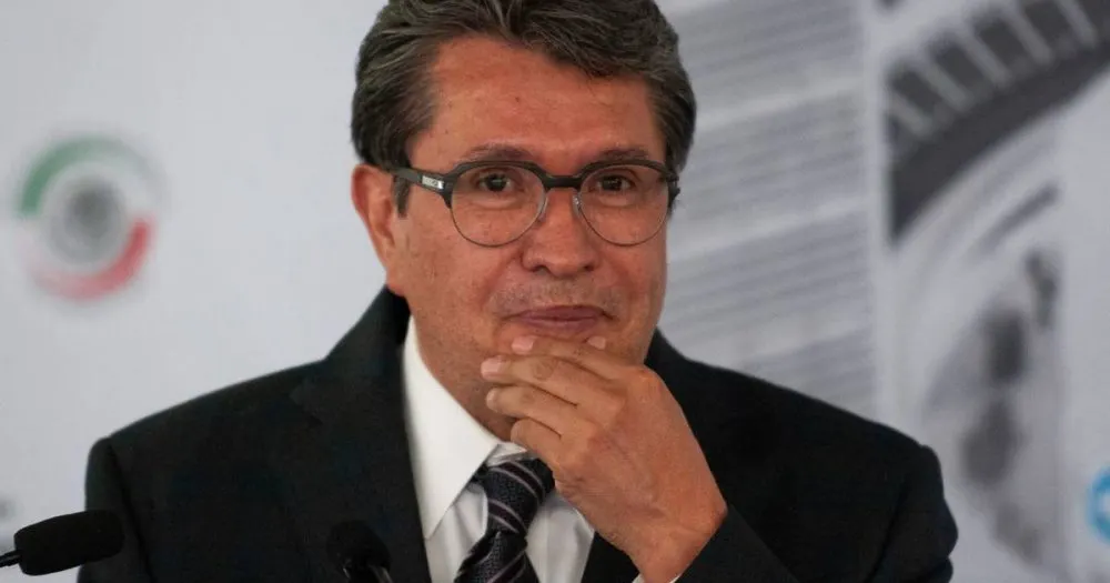 Presenta Monreal iniciativa para impedir matrimonio infantil