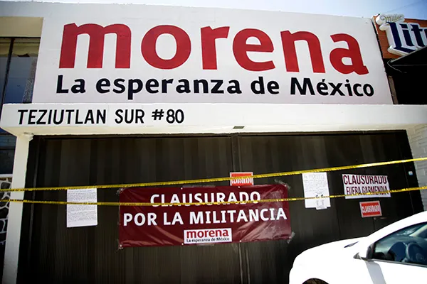 La larga y complicada ruta del pleito por Morena-Puebla
