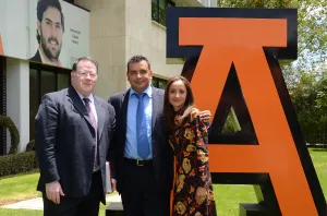 Premio Nacional de Periodismo, comparte experiencias en la Anáhuac