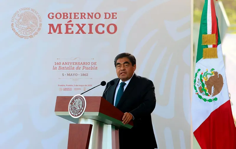 Un Gobernador en campaña