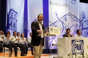 Madero acusa al PRI por evento en la UDLA contra Gali
