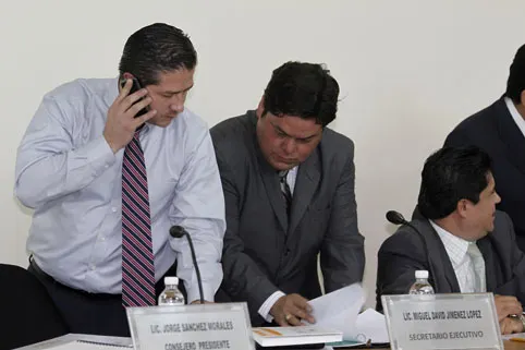 IEE tardará otro mes para validar registro de nuevos partidos