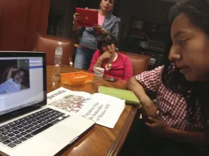 Regresa Valeria a su casa de Texcoco después de ser plagiada
