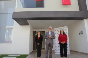 Presentan casa, premio principal del Sorteo Águilas UPAEP