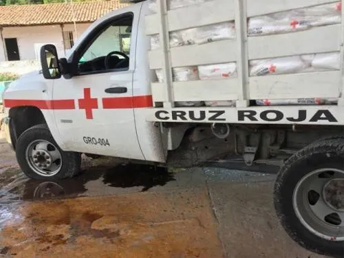 Asesinan a tres policías y a un paramédico de la Cruz Roja en Guerrero