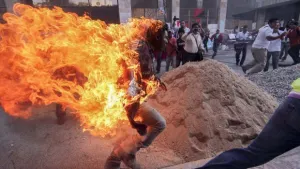 Campesino se inmola en Chiapas; sufre quemaduras de segundo grado