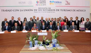 Moreno Valle participa en reunión de secretarios de Turismo de México