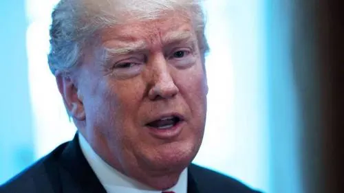 Trump alienta una guerra comercial y se jacta de que EE UU la ganará
