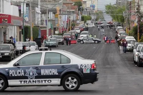 Estos son los cierres a la circulación y reducciones de carriles para este lunes