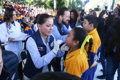 Dinorah López pone en marcha segunda semana nacional de salud bucal en Puebla