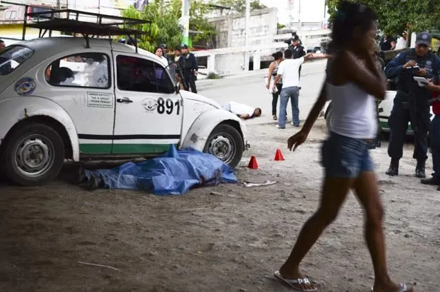Moviliza a Ejército ataque en Acapulco