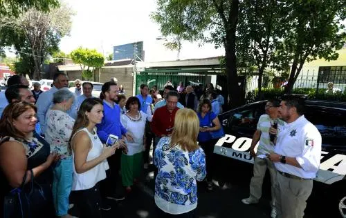 Gobierno de la Ciudad y vecinos del Fraccionamiento Club de Golf las Fuentes trabajan a favor de la
