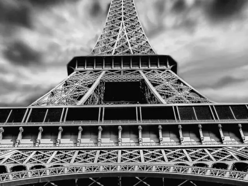Cierra la Torre Eiffel ‘hasta nuevo aviso’ por el coronavirus