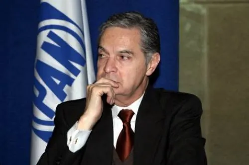 Al PAN “le falta democratizarse”: Luis Ernesto Derbez, va por candidatura presidencial