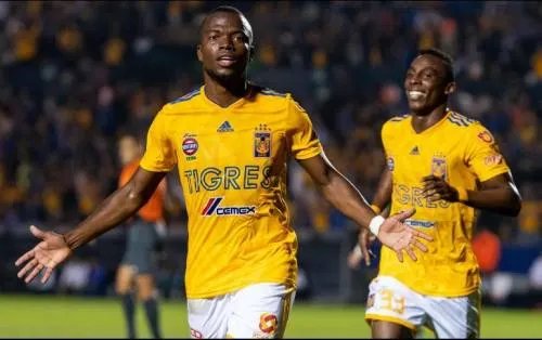Tigres golea a Santos en ida de semifinales de Concachampions
