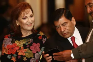 Mensaje de una Pluma Inteligente a Algunas Plumas Aldeanas