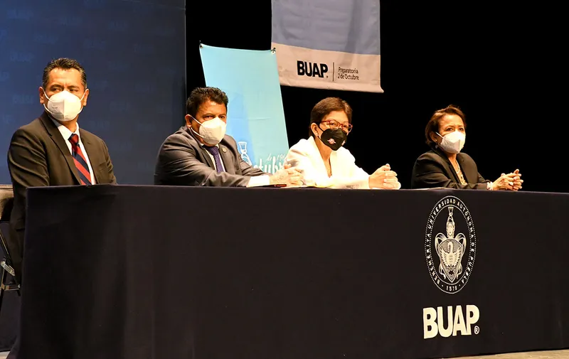 buap-graduacion-preparatoria-de-octubre-de-1968