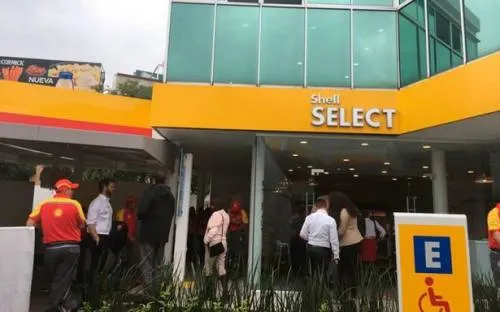 Shell inaugura su primera gasolinera en México; invertirá mil mdd en el país