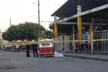 Despliegan operativo en Chietla tras ejecución de mototaxista; pasajero menor sale ileso